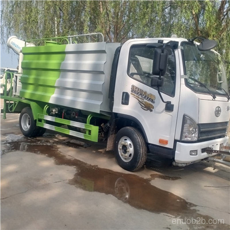 廠家小型灑水車5噸灑水帶霧炮小型抑塵車一輛多少錢