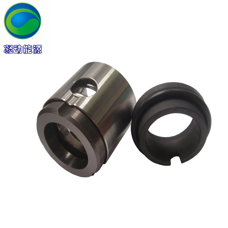 TCM025