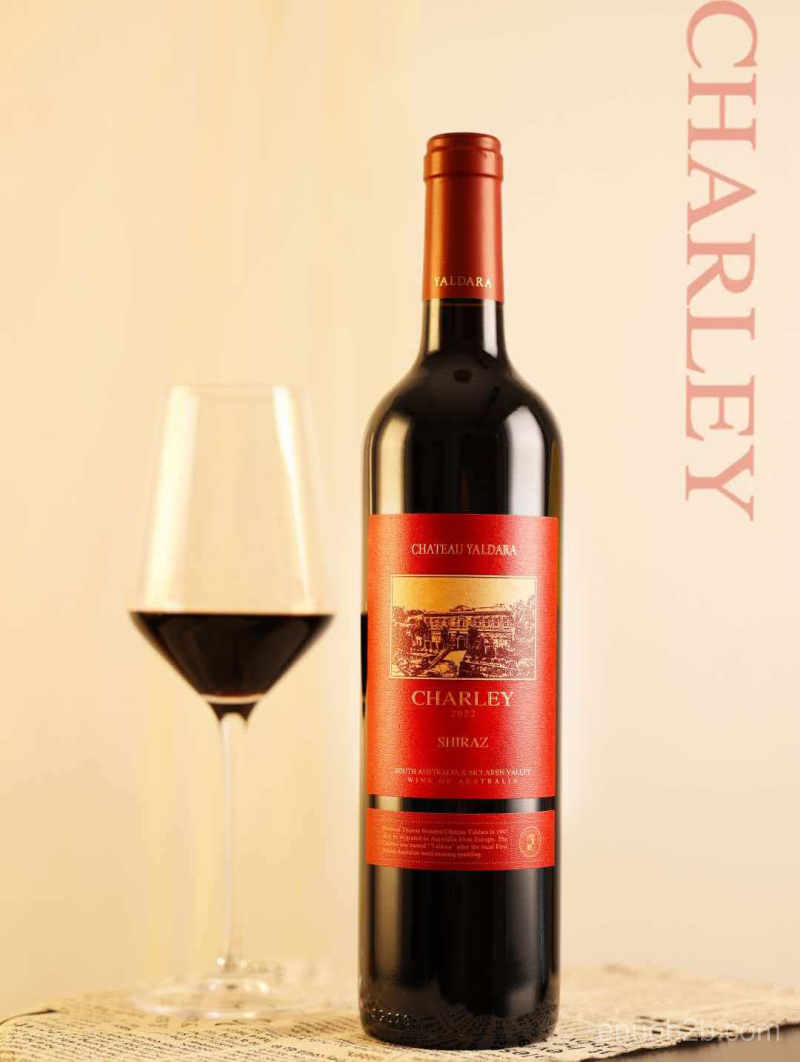 雅达堡夏蕾南澳麦拿伦谷西拉红葡萄酒-1